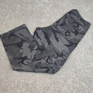 Wrangler Mens Black Gray Camouflage Cargo Pockets Pants Size 40x32 Regular Taper
